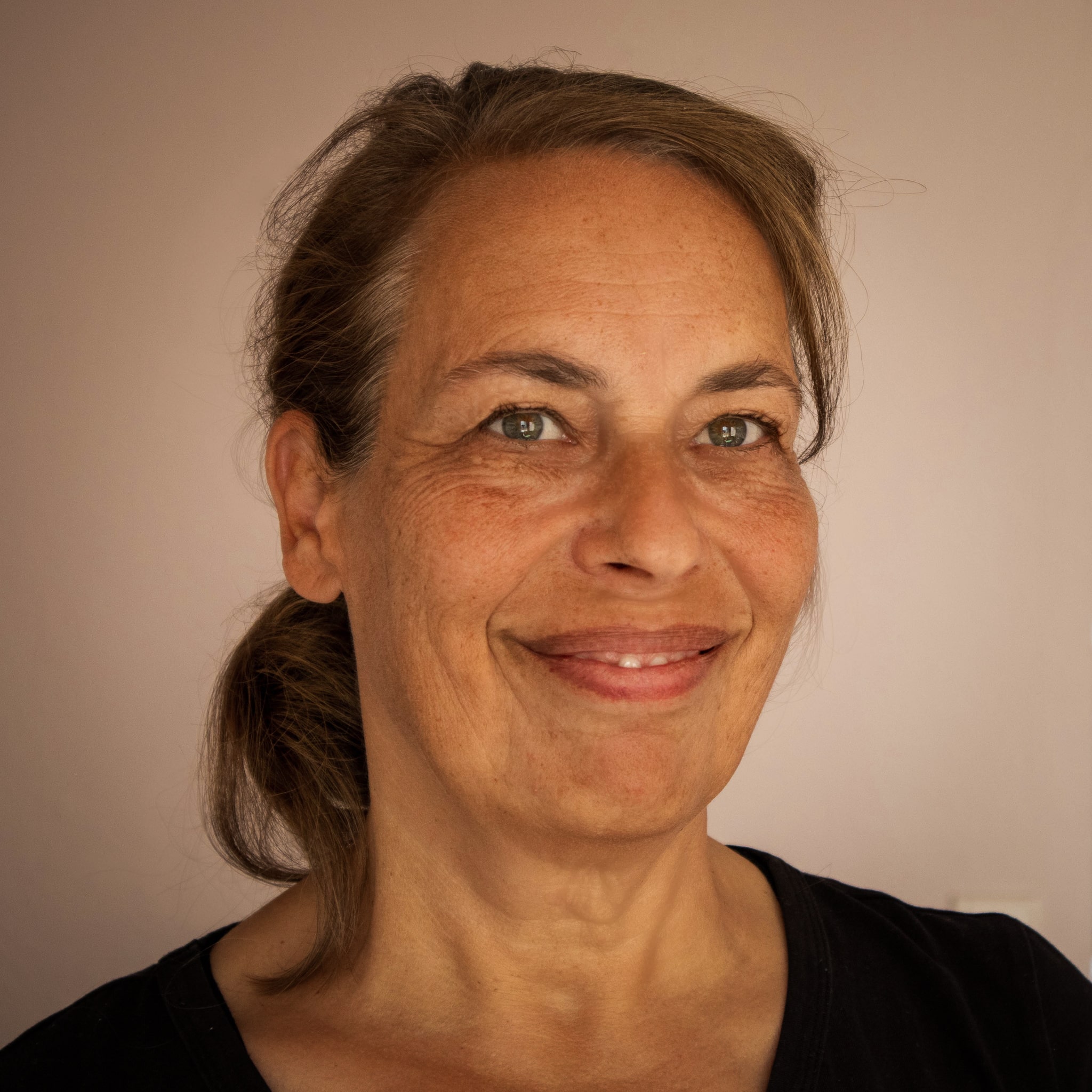 Links Elisabeth Reinsberg